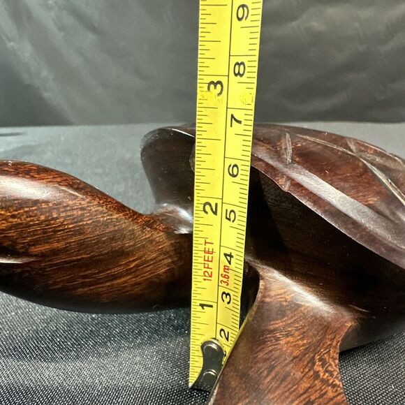 Hand Carved Wood Sea Turtle Sculpture 8 1/2” Long X 5 1/2” Wide X 2 3/4” Tall - Picture 9 of 9